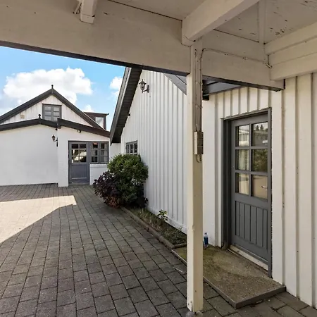 Cozy Home In Ebeltoft With Wifi Сasa de vacaciones