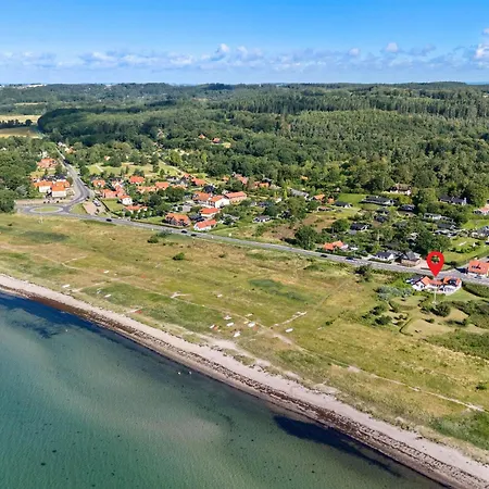 Cozy Home In Ebeltoft With Wifi Сasa de vacaciones *